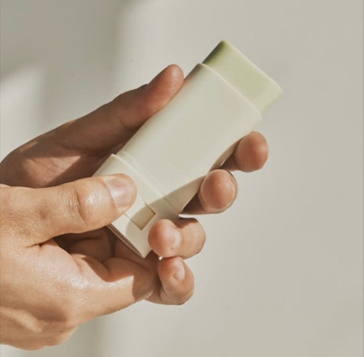 Matte Sun Stick : Mugwort+Camelia (SPF 50+ PA++++)