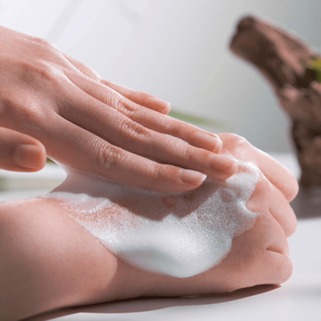 Pyunkang Yul - Calming Low pH Foaming Cleanser
